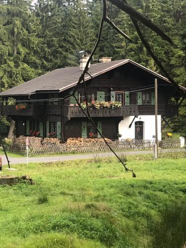 Apartment Chalet Kladska — 4-Star Luxury Hotel in Marianske Lazne, Czech Republic