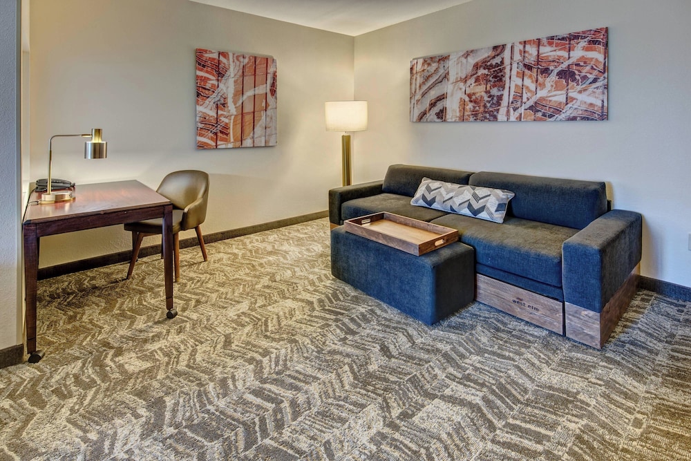 Springhill Suites by Marriott New Bern - photo 11