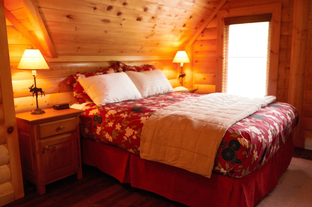 Selenia Lodge — Amherst — photo 5