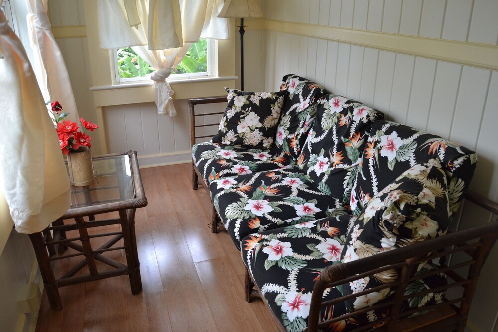 Wild Ginger Inn Hotel - photo 20