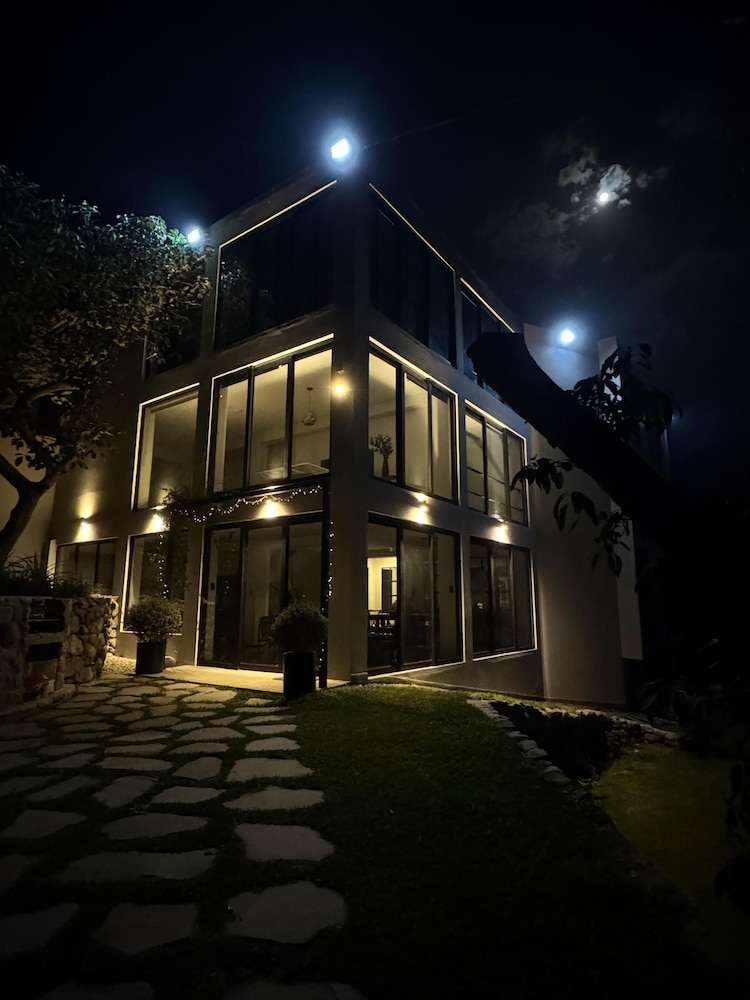 Casa San Lorenzo By Wynwood House 21585351 — Santa Eulalia
