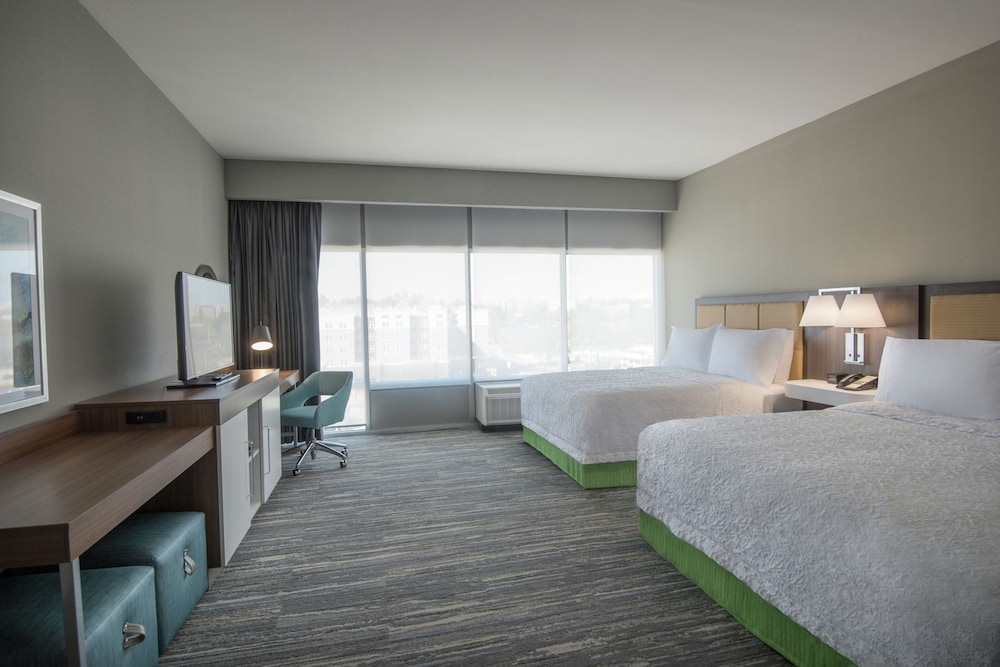Hampton Inn & Suites Tallahassee Capitol University - photo 20