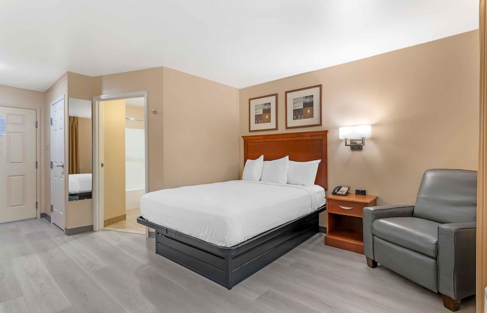 Extended Stay America Suites McAlester Hwy 69 - photo 4