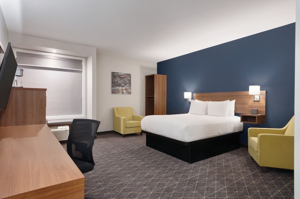 Park Inn by Radisson Kelowna in Kelowna, Canada