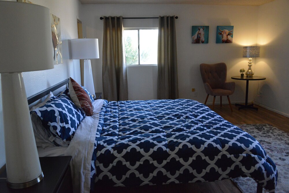 Mojave Trails Inn and Suites - photo 17