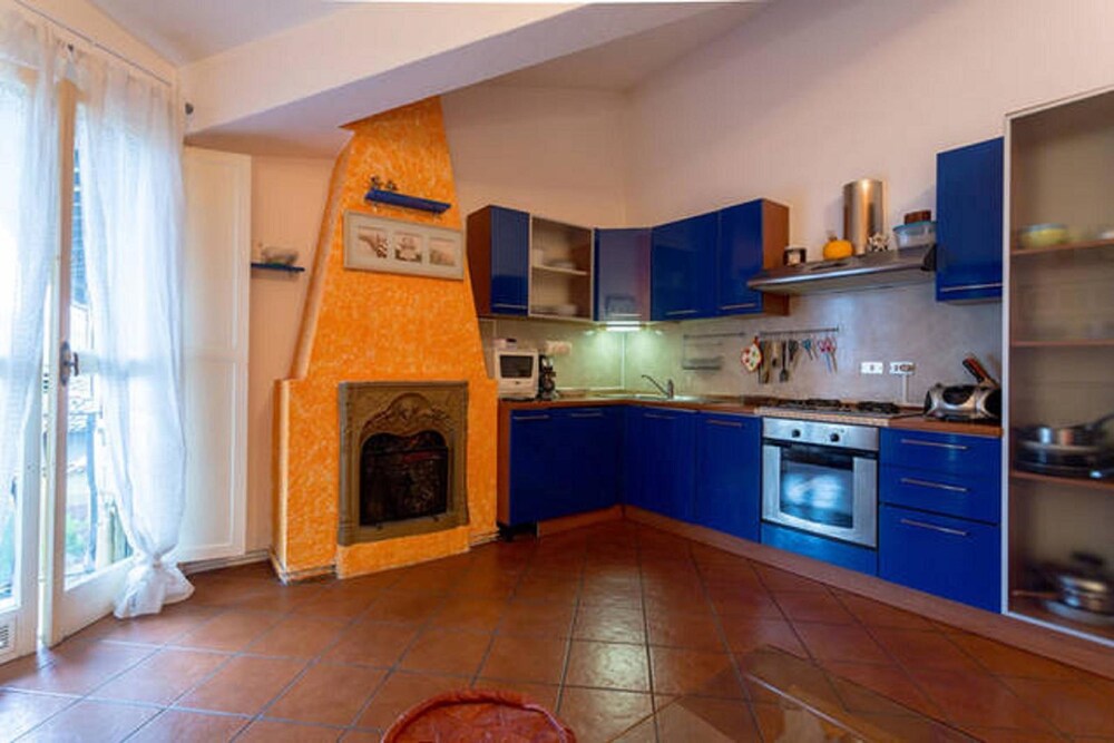 Appartamento Agata — 4-Star Luxury Hotel in San Felice Del Benaco, Italy