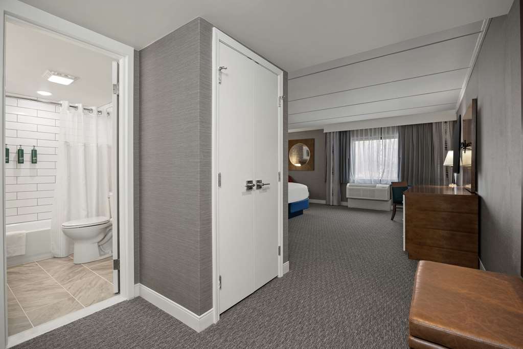 Radisson Hotel Corning - photo 20