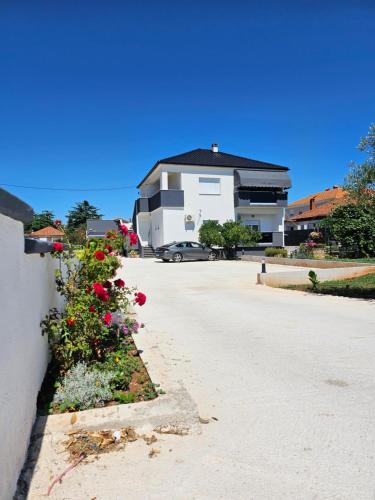 Apartments Lyra — 4-Star Luxury Hotel in Zadar, Croatia