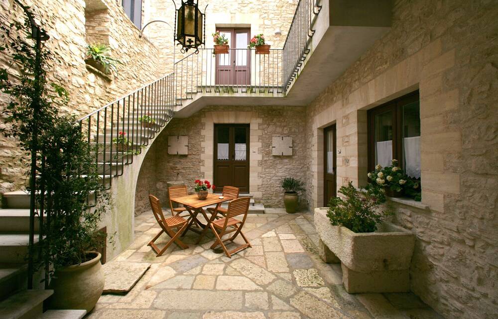 Erice Pietre Antiche Classic Suites — Erice — photo 2