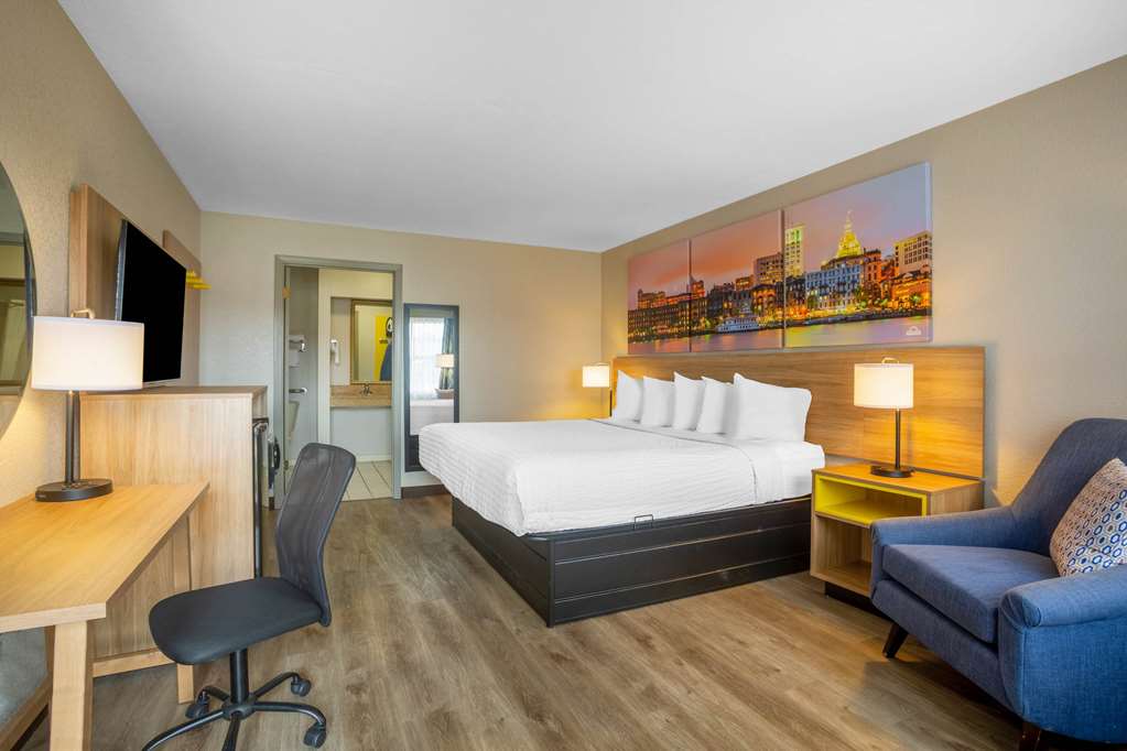 Days Inn by Wyndham Lonoke - photo 12