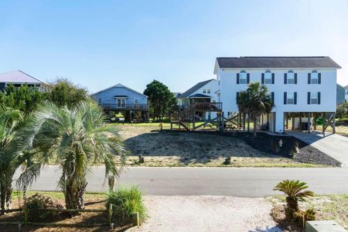 Lay Z Days by Oak Island Accommodations - photo 40