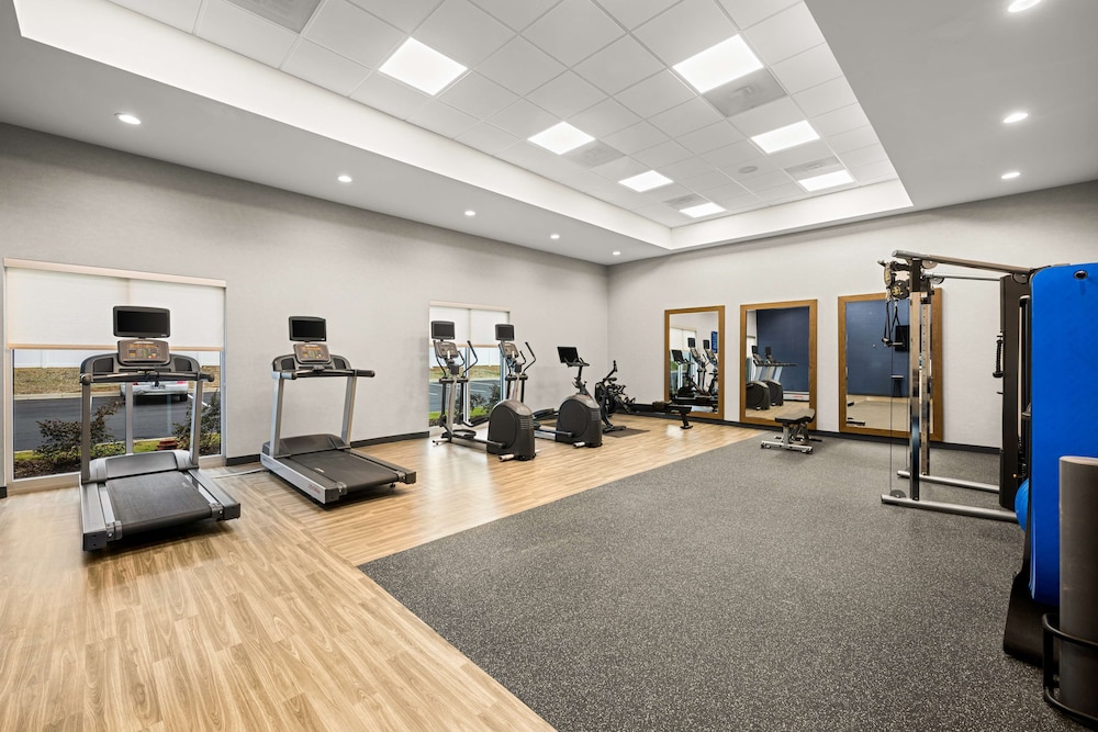 Hampton Inn and Suites Bessemer Birmingham - photo 27