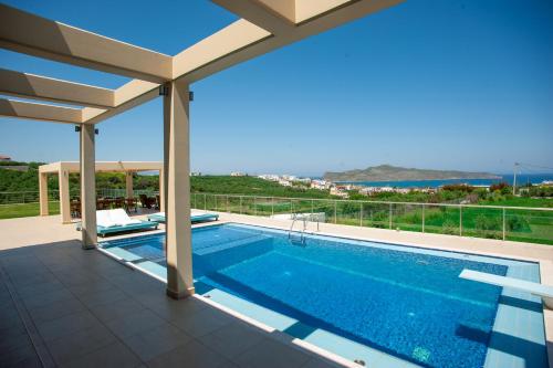 Luxury 6 Bedroom Villa With Private Pool Villa Prigipessa — 4-Star Luxury Hotel in Chania, Greece
