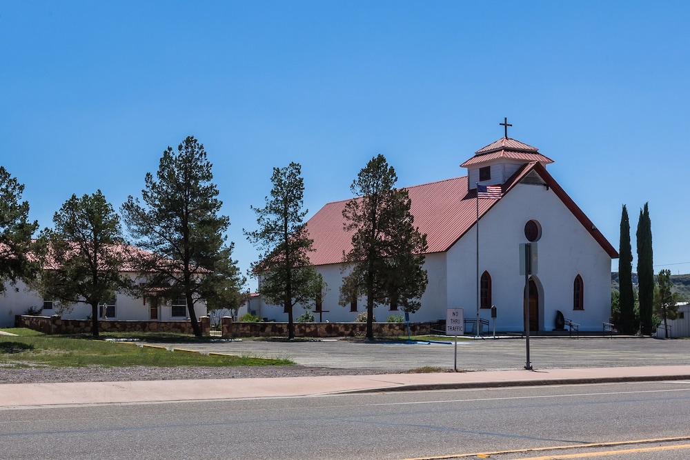 Fort Davis Inn & R.V. Park - photo 35