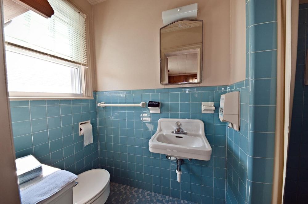 Lankford Hotel and Lodge - photo 51
