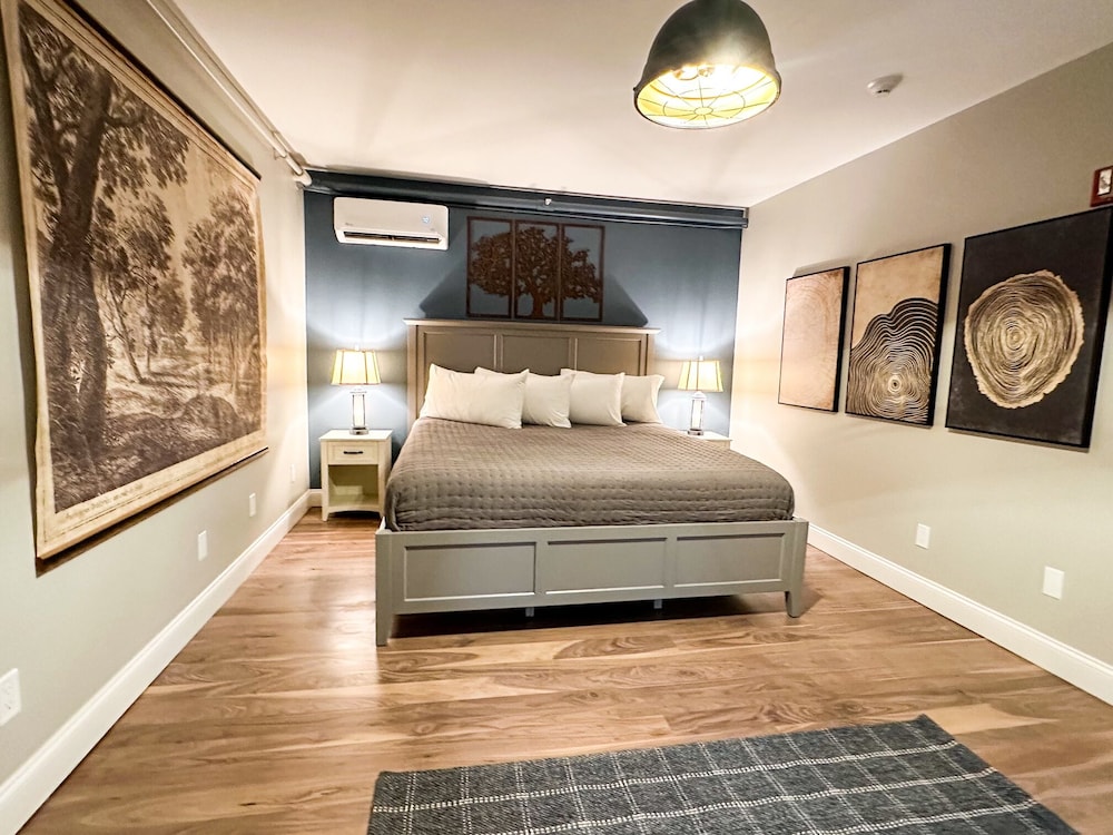 Black Walnut Inn in Amherst, United States