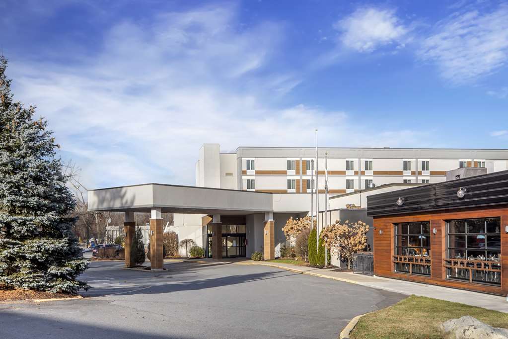 Best Western Plus New Englander — hotel in Woburn