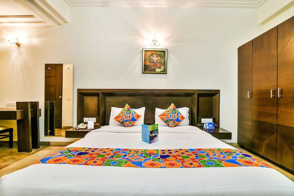 FabHotel Oasis DLF Phase 3