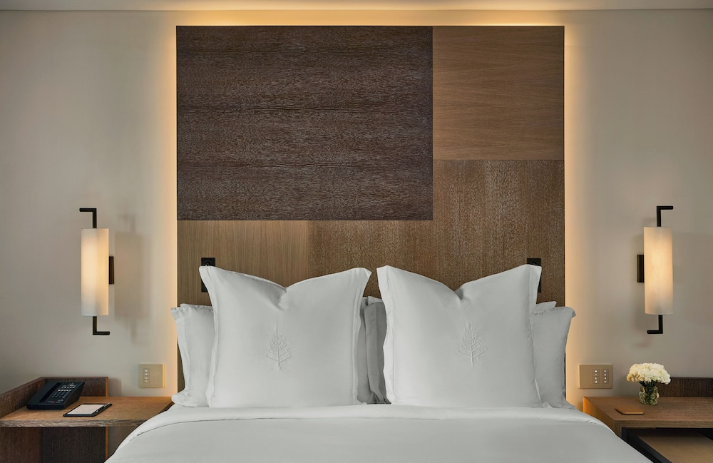 Four Seasons Hotel and Residences Cartagena — 5-Star Luxury Hotel in Cartagena, Colombia