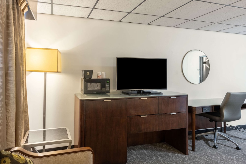 Quality Inn & Suites Caribou - photo 31
