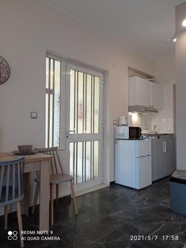 Sunshine Apartments — Daratsos — photo 2