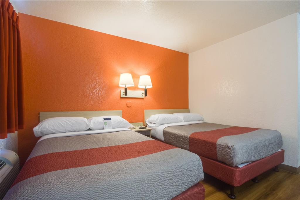 Motel 6 Lakewood CO - photo 23