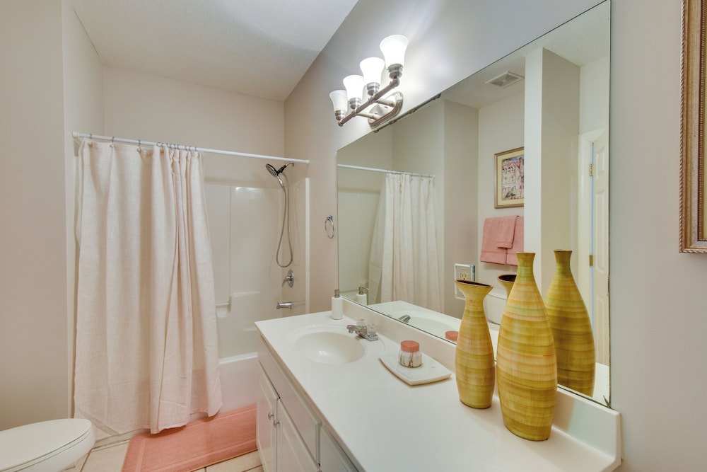 Kingwood Resort Condo with Golf Course Views - photo 19
