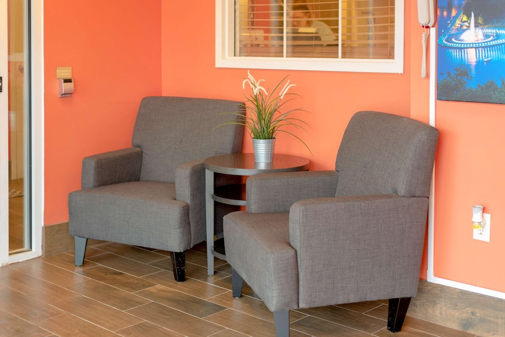Sonesta Simply Suites Pittsburgh Airport - photo 21