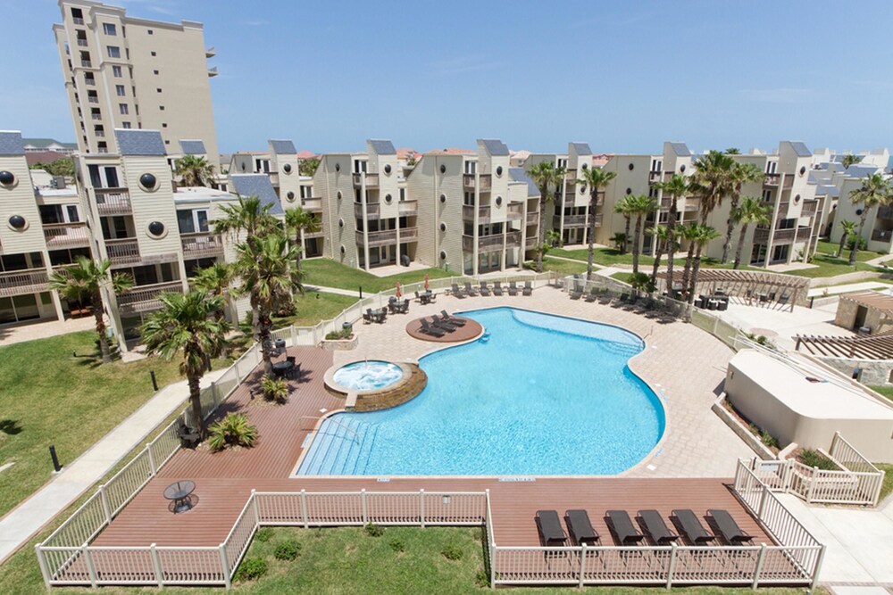 Bahia Mar Solare Tower 6th floor Oceanview Condo 3bd 3ba w Pools — 4-Star Luxury Hotel in South Padre Island, United States