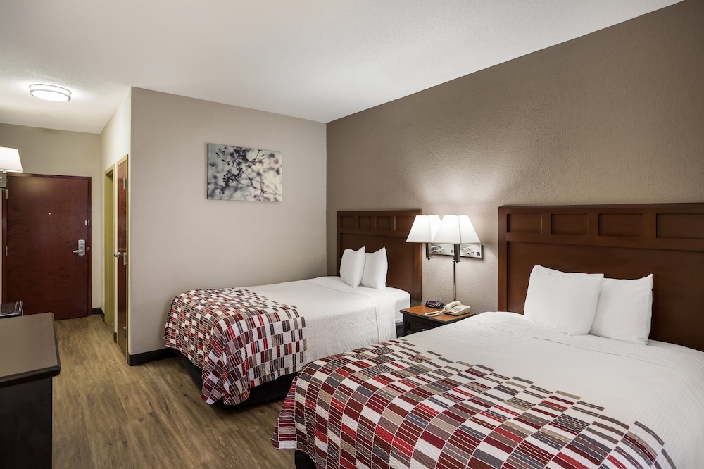Red Roof Inn & Suites Bloomsburg Mifflinville - photo 20
