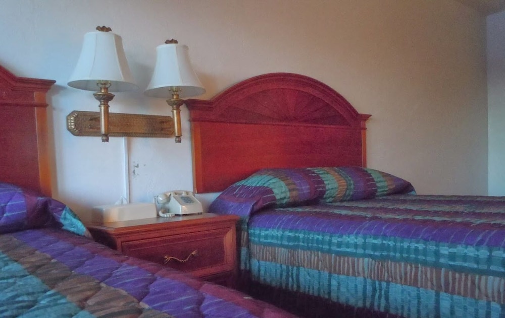 Bellevue High Country Motel - photo 4