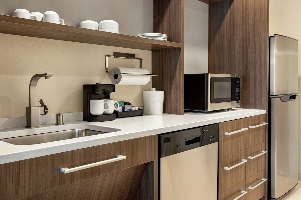 Home2 Suites by Hilton Minneapolis University Area - photo 14