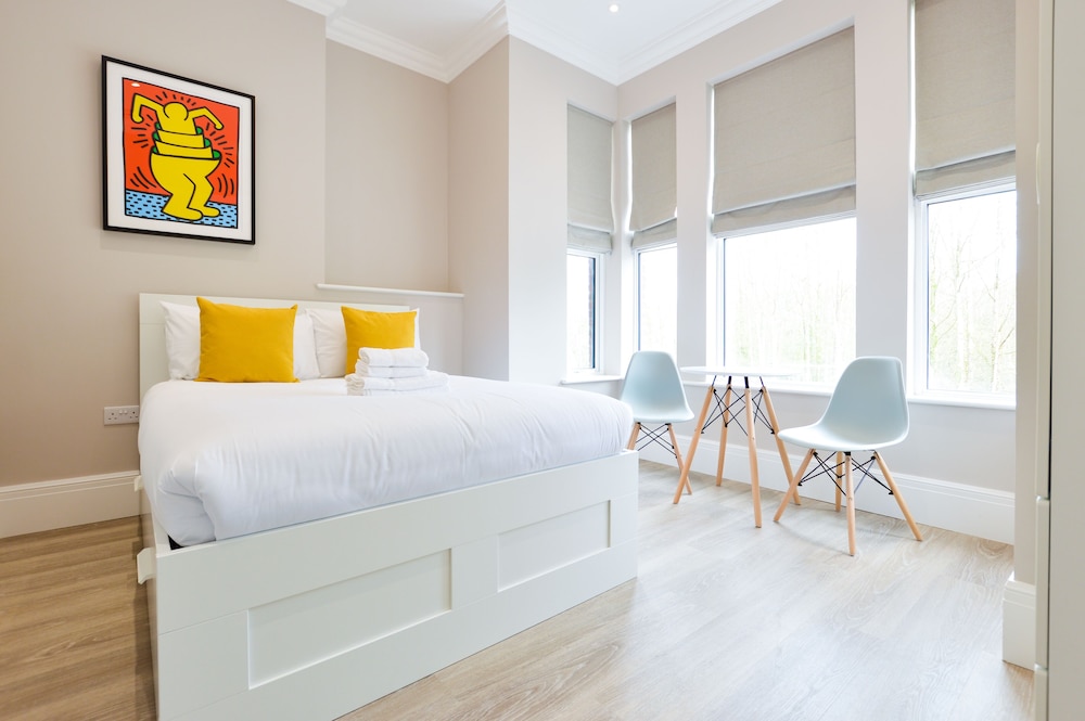 Woodview Serviced Apartments by Concept Apartments — 4-Star Luxury Hotel in London, United Kingdom