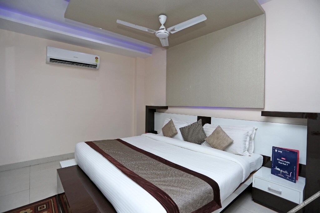 OYO 4471 Hotel Rajmahal — Bareilly — photo 3