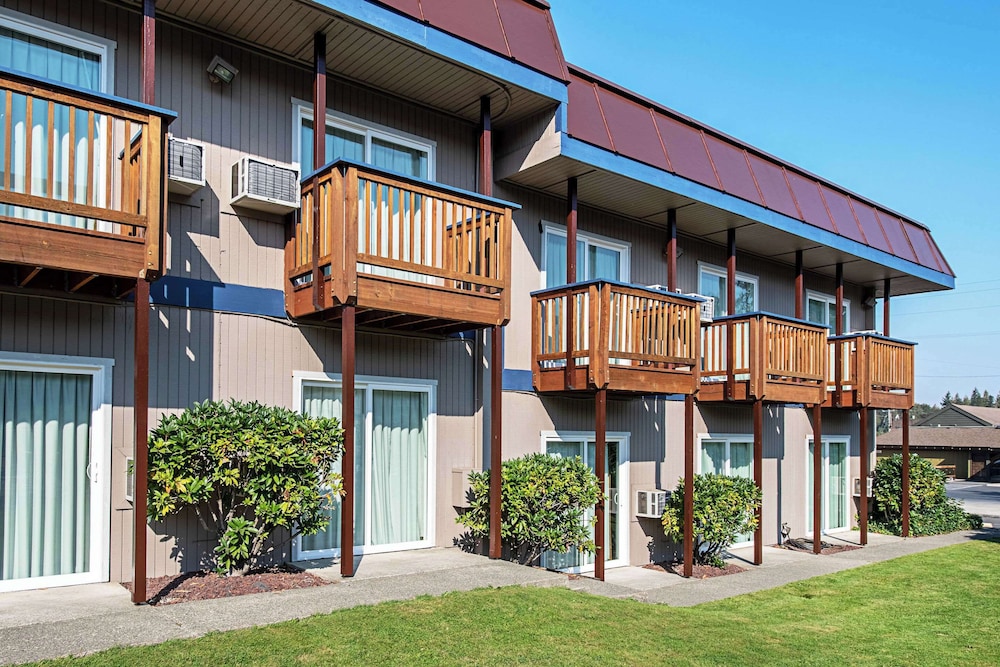 Rodeway Inn Enumclaw Mount RainierCrystal Mountain - photo 30