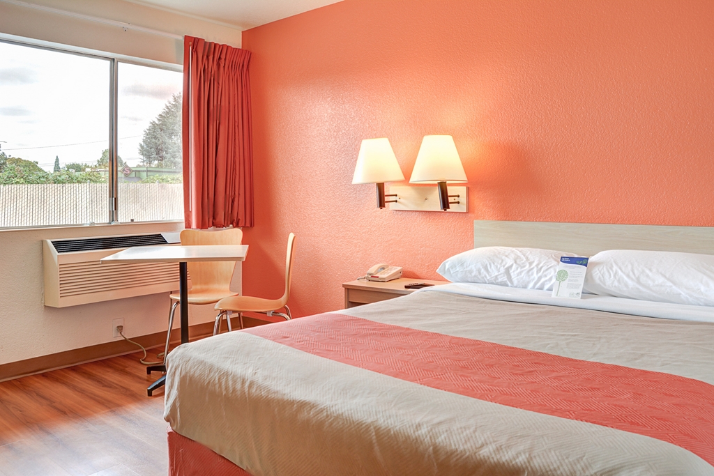 Motel 6 Portland OR Central - photo 10