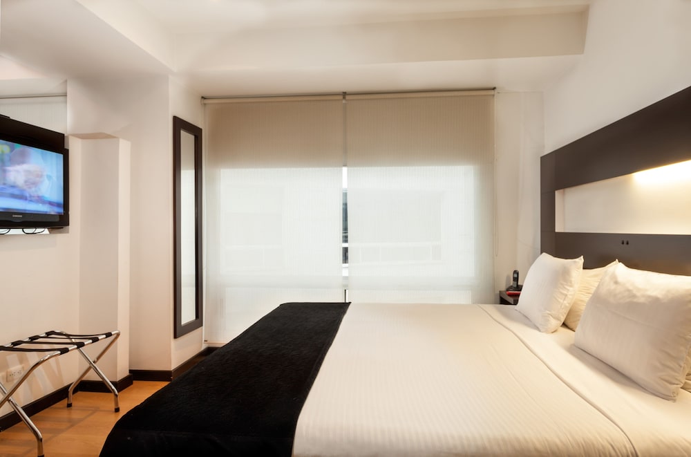 Hotel Continental Bluedoors