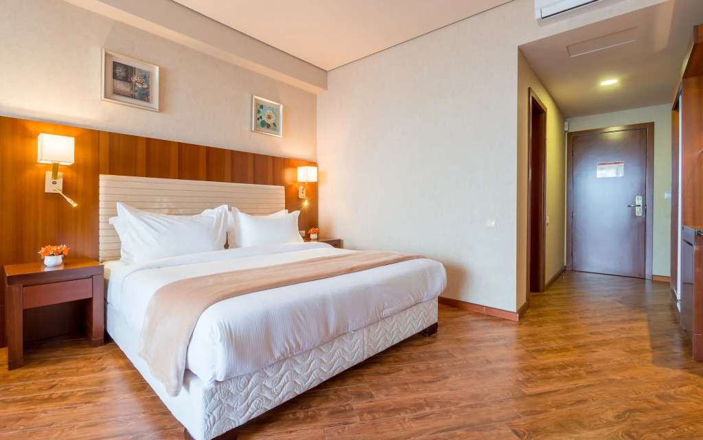Luxury Dreamland Oasis Apartments