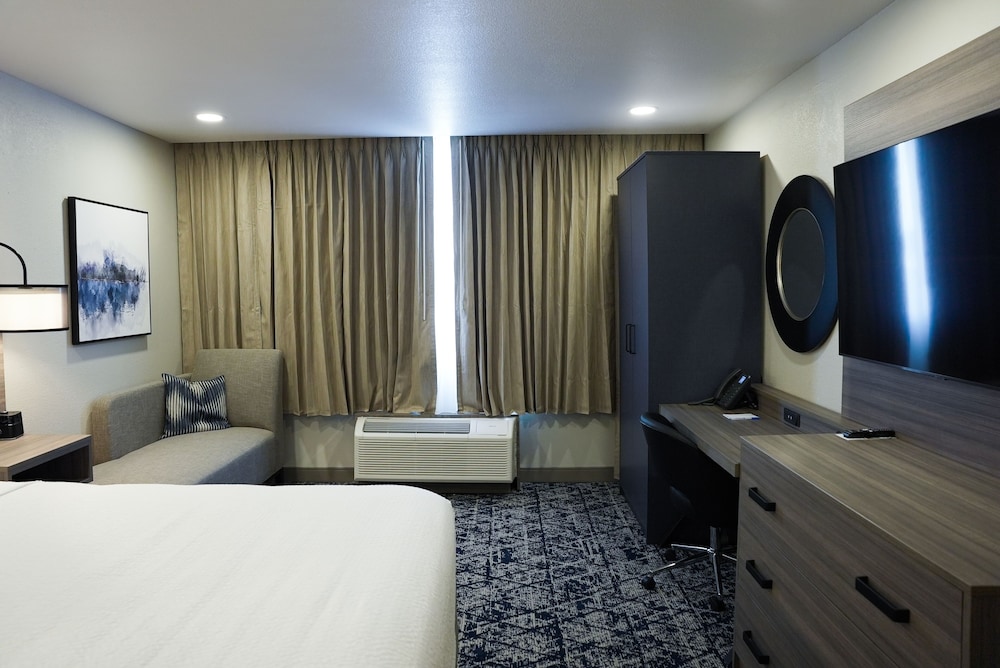 Wyndham DFW Airport - photo 7