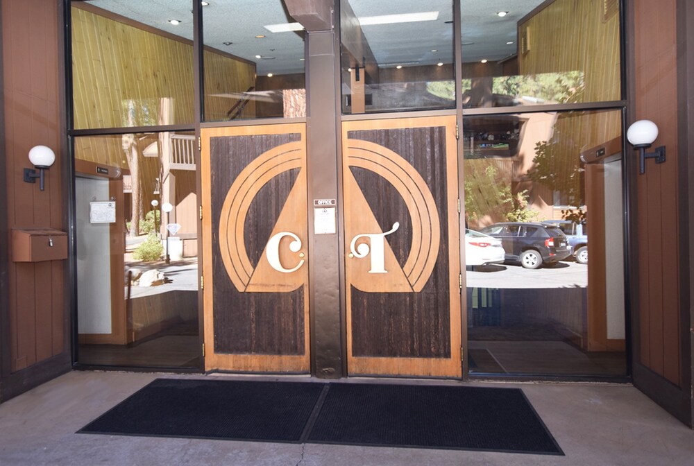 Club Tahoe - photo 23