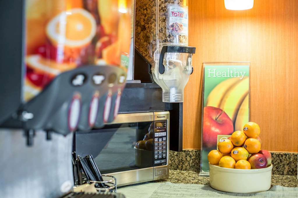 Quality Inn Colchester Burlington - photo 27
