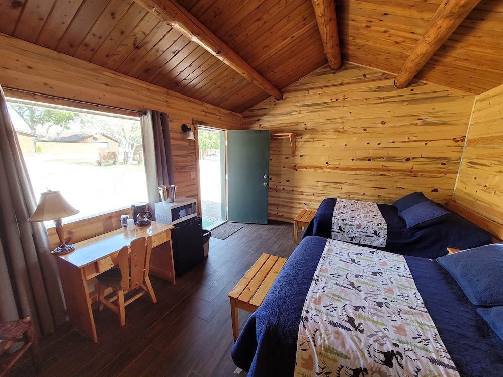 Yellowstone Valley Inn - photo 10