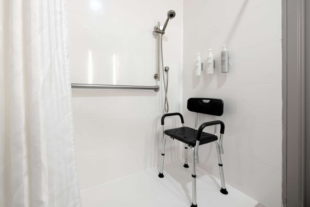 Hilton Garden Inn Newport News - photo 20
