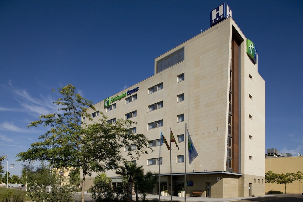 Holiday Inn Express Valencia Bonaire By Ihg — Quart De Poblet