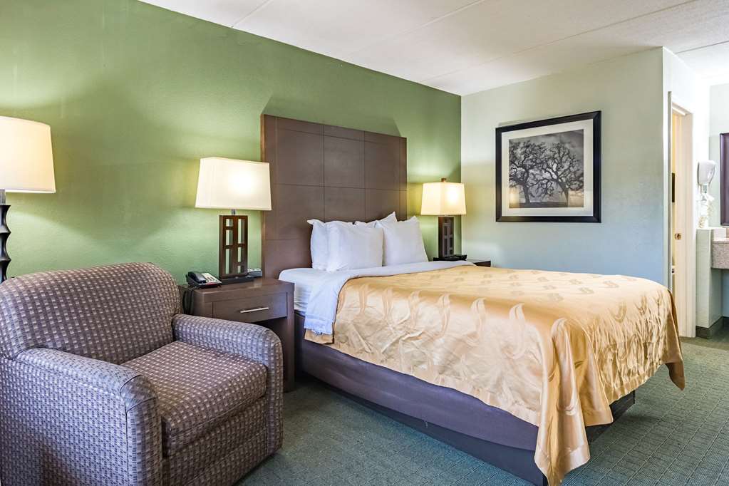 Quality Inn Columbus near Fort Benning - photo 11