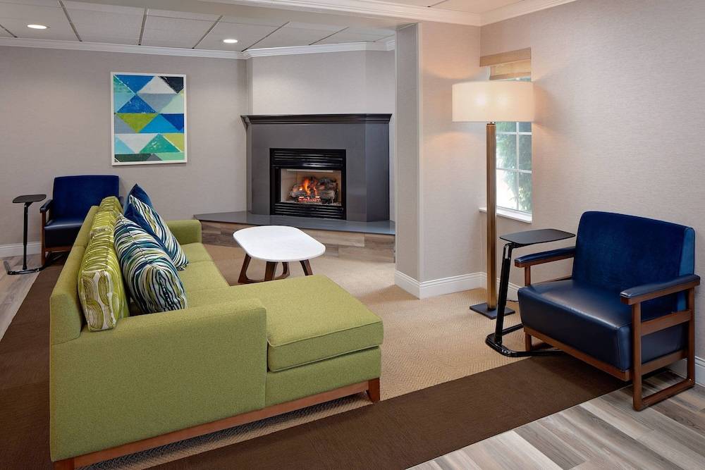 Residence Inn by Marriott Tysons - photo 2