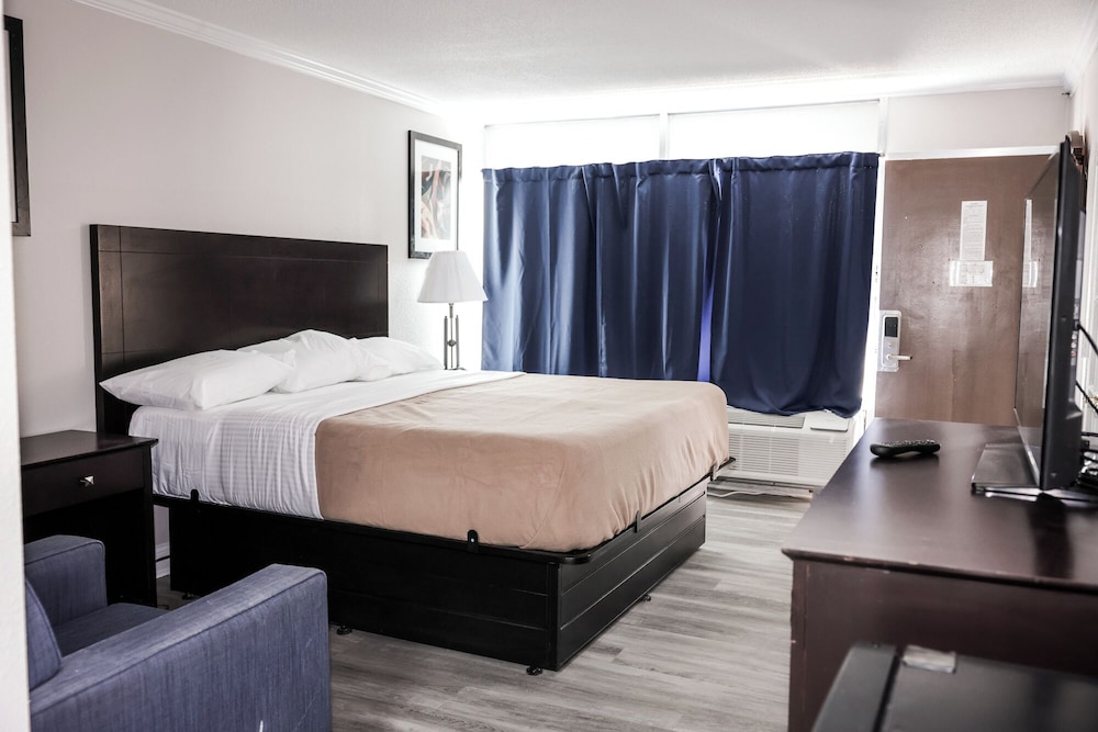 Riverside Inn & Suites by OYO Danville Ceaser Casino - photo 12