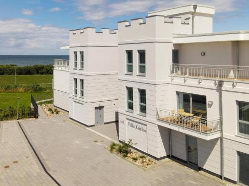 Villa Zeitlos — 4-Star Luxury Hotel in Boergerende-Rethwisch, Germany