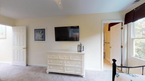 3 Midstream - photo 27