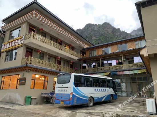 Renjia Hotel in Dianga, People's Republic of China